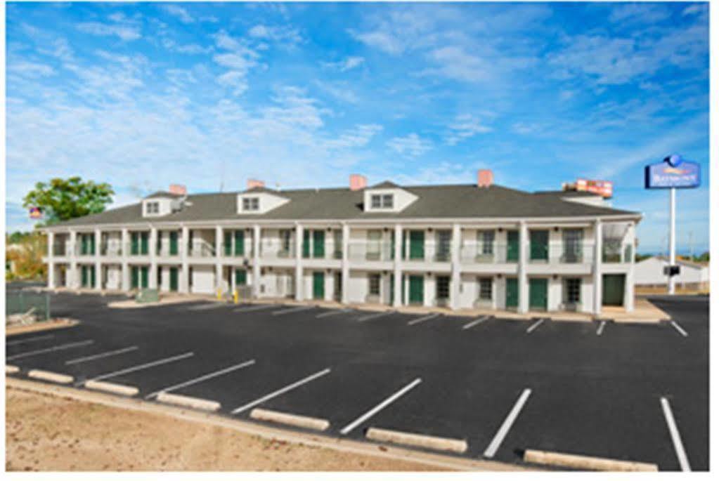 Baymont By Wyndham Greenwood Ngoại thất bức ảnh
